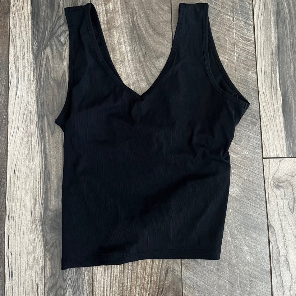Black Ribbed V Tank